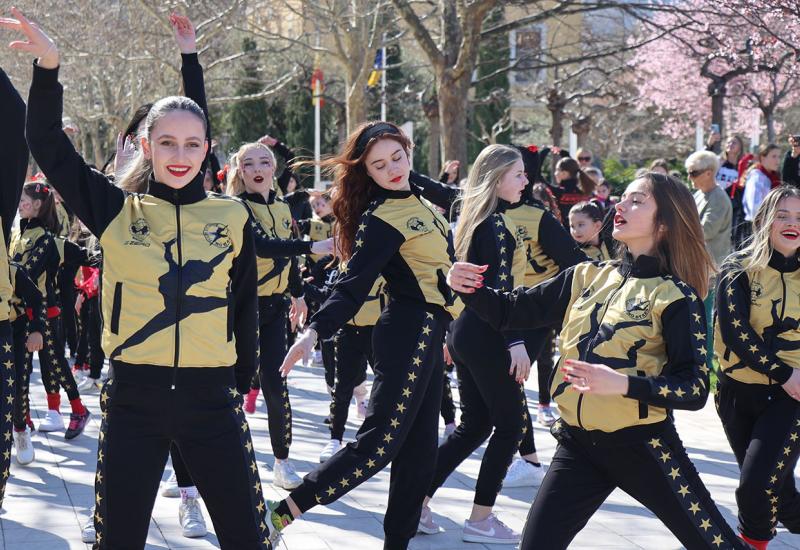 Plesna revolucija 'One billion rising Mostar 2024.' u subotu na Španjolskome trgu
