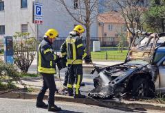 Planulo auto na mostarskom Bulevaru