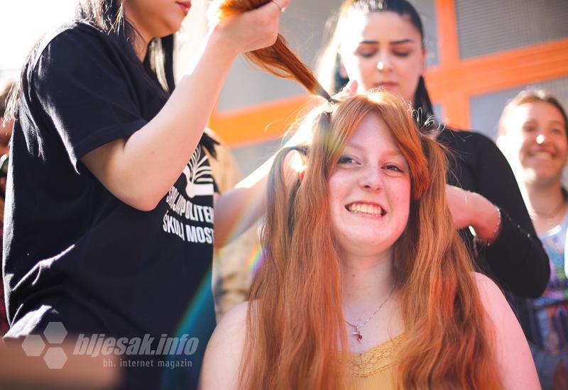 Humanitarna akcija u Mostaru - FOTO: Koledžovci ostali bez kose