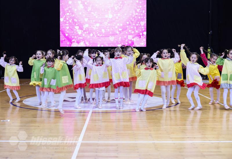 Plesno prvenstvo u Mostaru - FOTO: Preko tisuću plesača plesalo u Mostaru