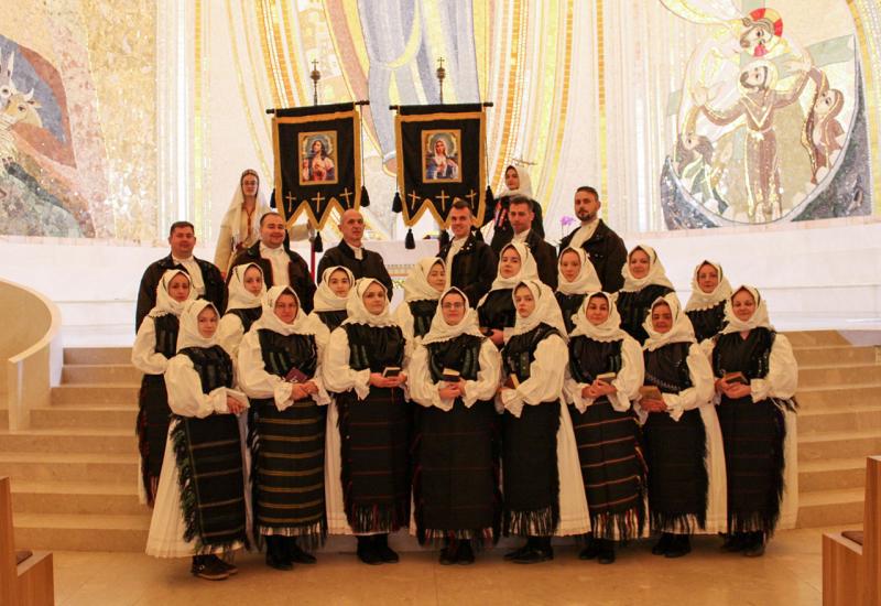 Korizmeni koncert pučkih i liturgijskih napjeva  - VIDEO| Tradicionalni korizmeni običaji Hercegovine neće pasti u zaborav