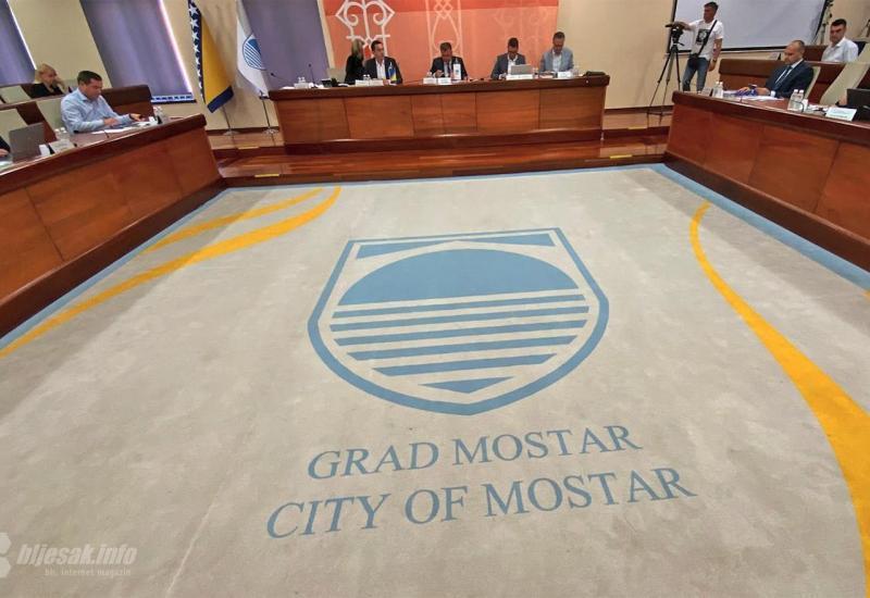 Na sjednici Gradskog vijeća i odluka o usvajanju Statuta Grada Mostara