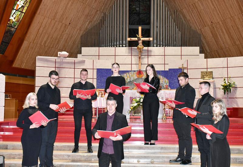 Napretkov korizmeni koncert u Katedrali - U mostarskoj Katedrali održan Napretkov korizmeni koncert