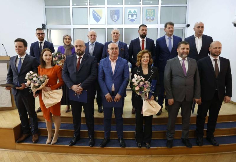 Sarajevo dobilo novu Vladu koju će voditi premijer Nihad Uk 