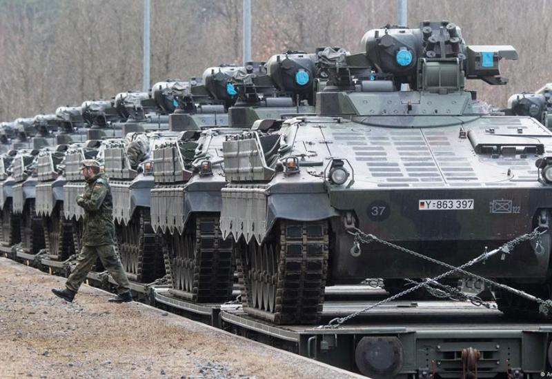 Njemački tenkovi stigli u Ukrajinu - Njemački tenkovi stigli u Ukrajinu