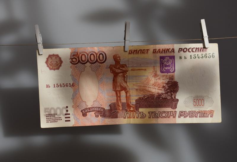 Ruska rublja pala na najnižu vrijednost u godinu dana