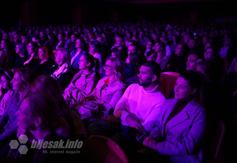 FOTO| Petar Grašo razveselio publiku u Mostaru na Uskrsni ponedjeljak