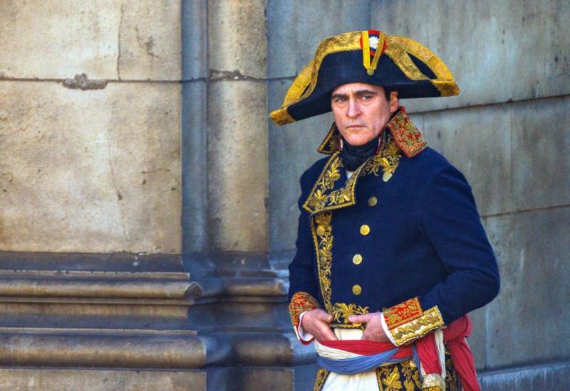 Joaquin Phoenix postaje Napoleon