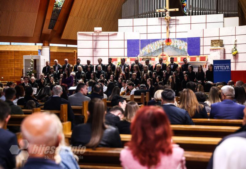 Napretkov Uskrsni koncert u mostarskoj Katedrali - HKD Napredak u Katedrali priredio vrhunski kulturni i glazbeni događaj