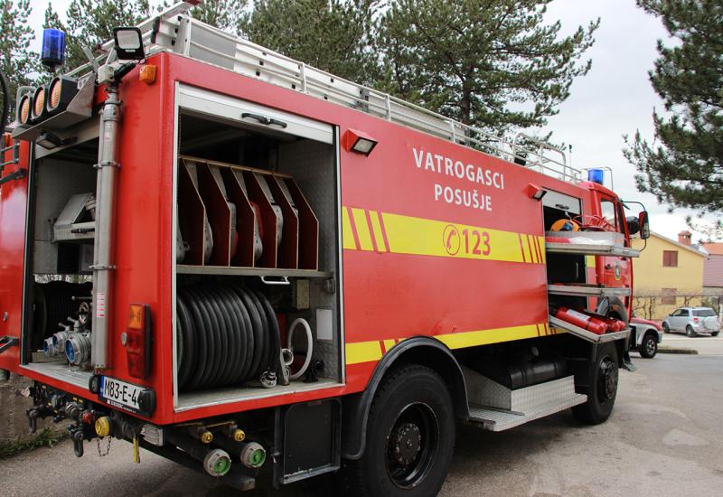 Donacija vatrogascima u Posušju | Foto: Općina Posušje - Vatrogascima u Posušju donirano vatrogasno vozilo