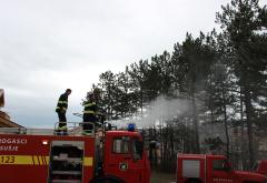 Vatrogascima u Posušju donirano vatrogasno vozilo