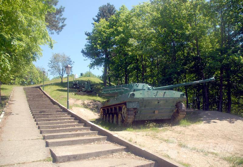 Izletište Rorovi - Goražde, ratno-patriotski muzej na otvorenom i grad Drinskih mučenica