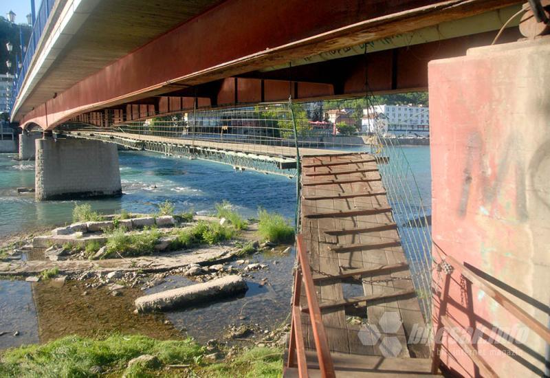 Most ispod mosta - Goražde, ratno-patriotski muzej na otvorenom i grad Drinskih mučenica