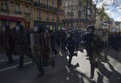 Šta se to događa u Francuskoj: Neredi, prosvjedi, štrajkovi ...