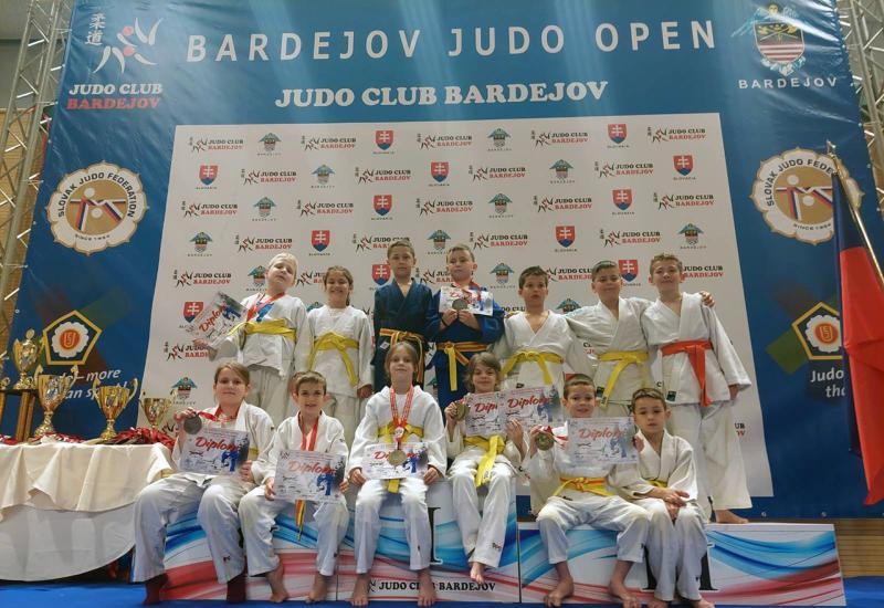 Borsa uspješna na judo kupu u Slovačkoj