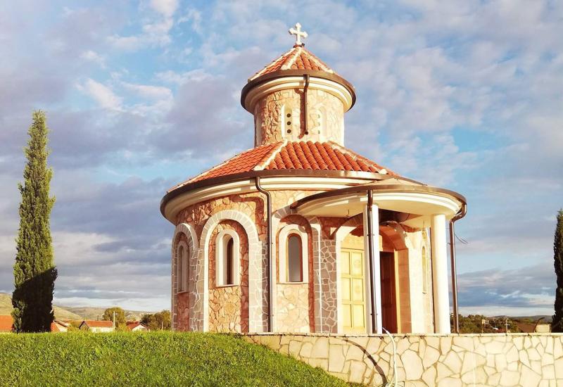 Osvećenje novoizgrađenog hrama u Ortiješu