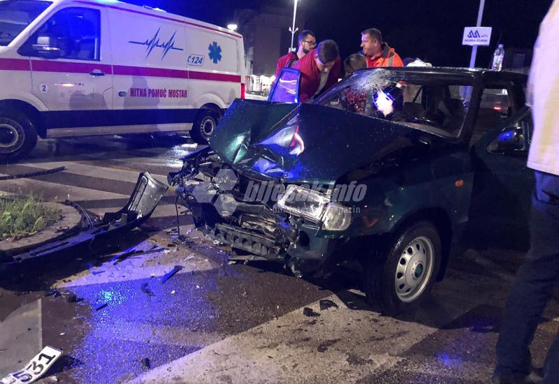 Teška prometna nesreća u Mostaru: Jedna osoba ozlijeđena 