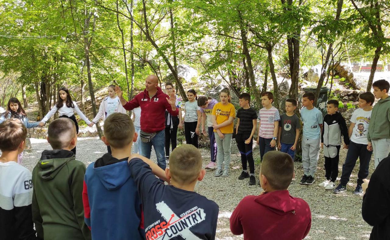 Održana edukacija sa ciljem pomoviranja prijateljstva i razumijevanja među Osnovnim školama u Mostaru - Promoviranje prijateljstva i razumijevanja među multietničkim školama u Mostaru