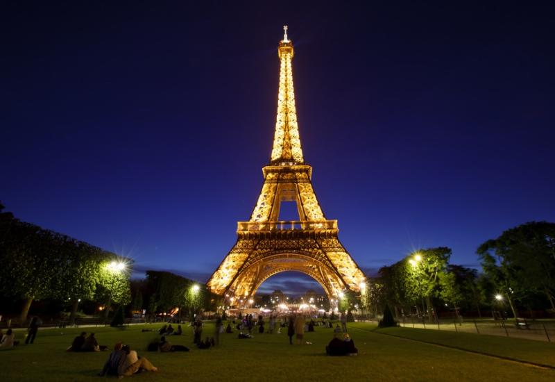 Olimpijski plamen zasjat će na vrhu Eiffelovog tornja