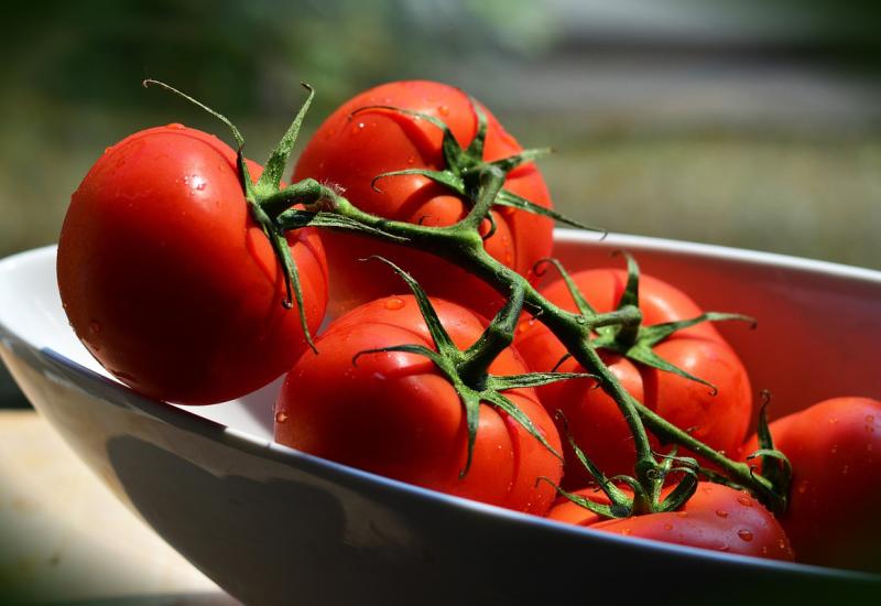 HNŽ: Ministarstvo upozorava - zaštitite rajčice i krumpir