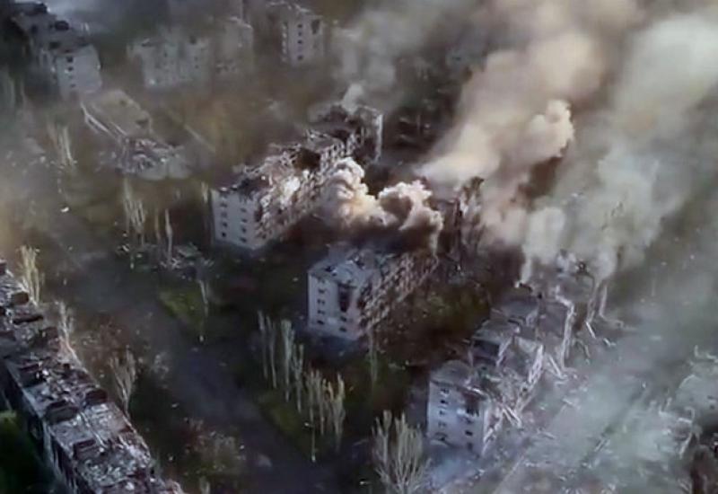 Ukrajinski gradovi pod granatama - Rusi žestoko udarili po Kijevu i Bahmutu - žele ih zauzeti do utorka