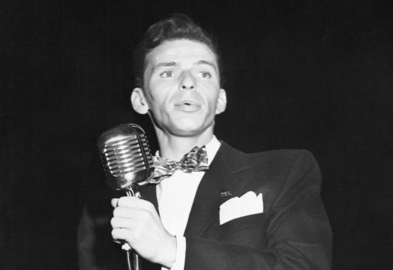Frank Sinatra, (New Jersey), 12. prosinca 1915. – Los Angeles, 14. svibnja 1998.) - Prije četvrt stoljeća preminuo je slavni Frank Sinatra