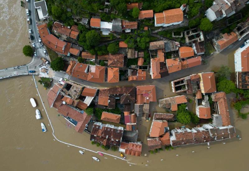 Potop u Obrovcu: "Grad je bilo nemoguće obraniti"