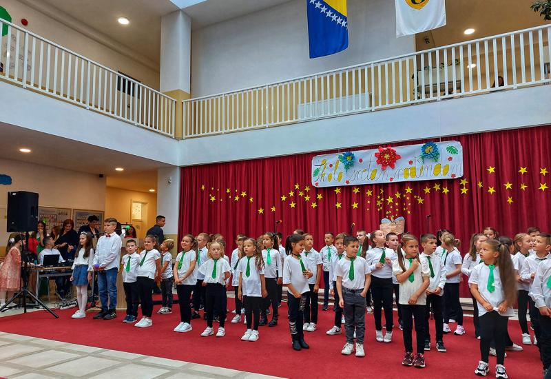 MOSTAR| Dan škole - djeca su vojska najjača