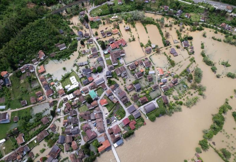 Neprospavana noć iza USK: Nezapamćena poplava, štete su ogromne