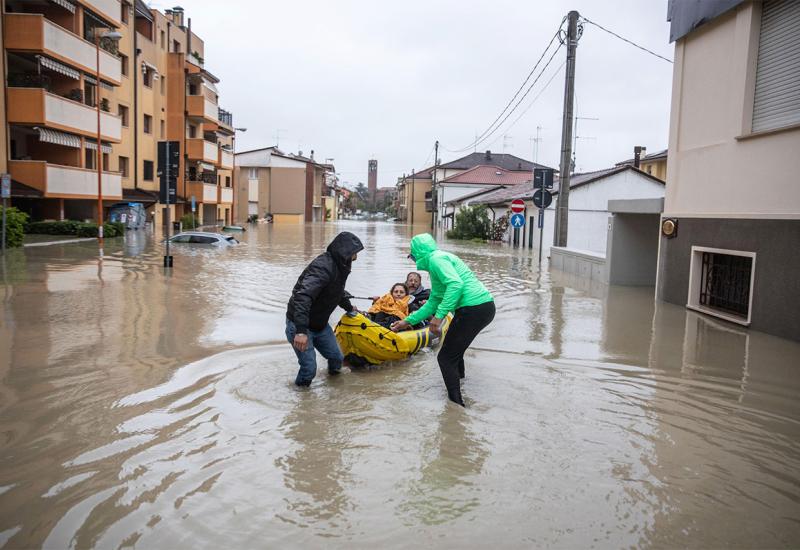 VIDEO | Katastrofalne poplave u Italiji: Najmanje 13 ljudi poginulo, tisuće evakuirane