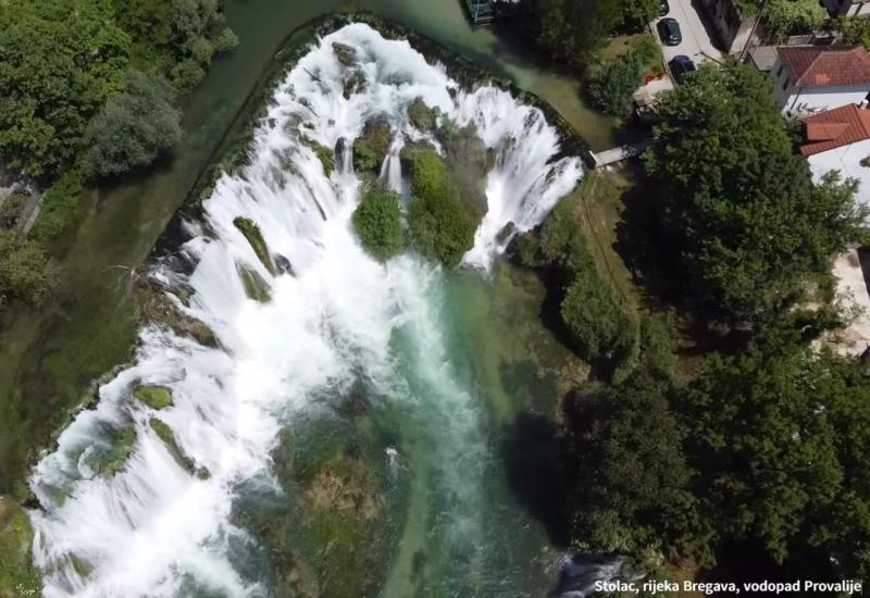VIDEO | Čudesni vodopadi na rijeci Bregavi koje vrijedi doživjeti 