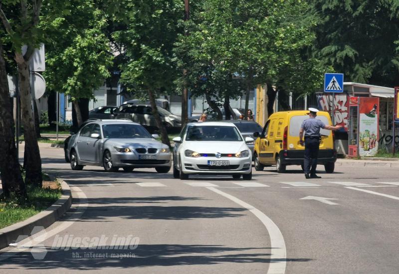 Mostar: Automobil udario dijete na biciklu