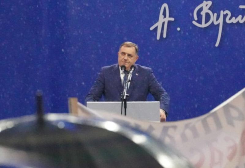 Dodik na mitingu u Beogradu - Dodik rekao zašto je došao na Vučićev miting