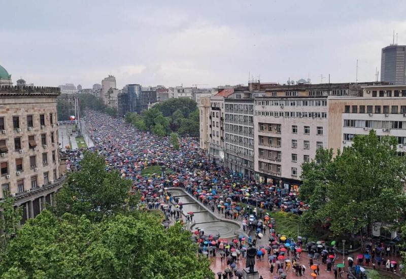 Srbija opet prosvijeduje - Srbija opet prosvijeduje