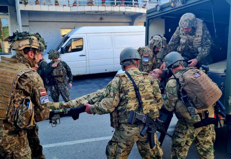 Na Kosovu i dalje napeto: Srbima ne treba sukob, velika vježba otkazana