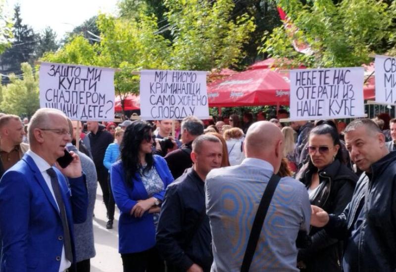 Počeo šesti dan prosvjeda na Kosovu, prisutni i vojnici KFOR-a