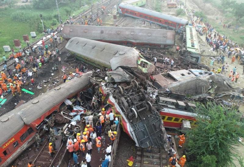 Identificirani uzrok i odgovorni za željezničku katastrofu u Indiji