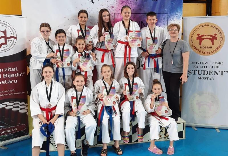 KK Blagaj na novim turnirima osvojio nove medalje - Karate klub Blagaj nastavlja sa uspješnim nastupima