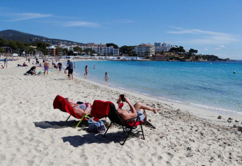 Sunčanje - Španjolska zabilježila najtoplije proljeće u 60-ak godina