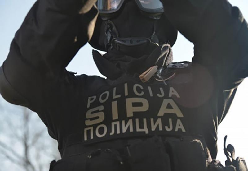 Krio se u Tomislavgradu - SIPA uhitila nasilnika koji je bivšu suprugu pokušao ubiti sjekirom
