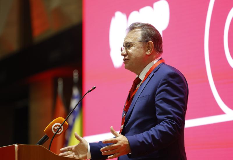 Nikšić ostaje na čelu SDP-a, izbori u stranci prolongirani 
