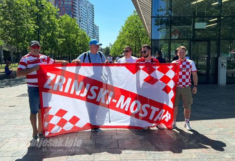 Mostarci u Rotterdamu - Tisuće hrvatskih navijača na ulicama Rotterdama: Među njima i Mostarci 