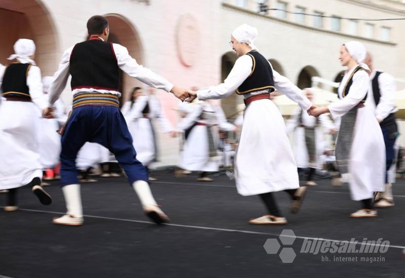 Mostar: Predstavljena višestoljetna tradicijska kulturna baština Hrvata