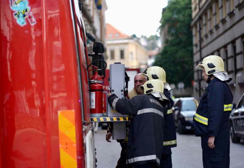 Požar u sarajevskom zatvoru - Požar u sarajevskom zatvoru, zatvorenici evakuirani 