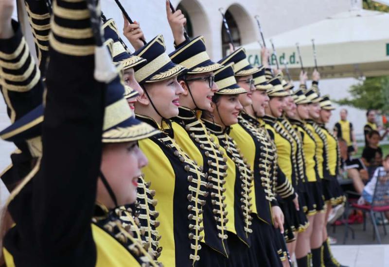 Plesom za svoj grad Mostarske mažoretkinje zatvorile uspješnu sezonu