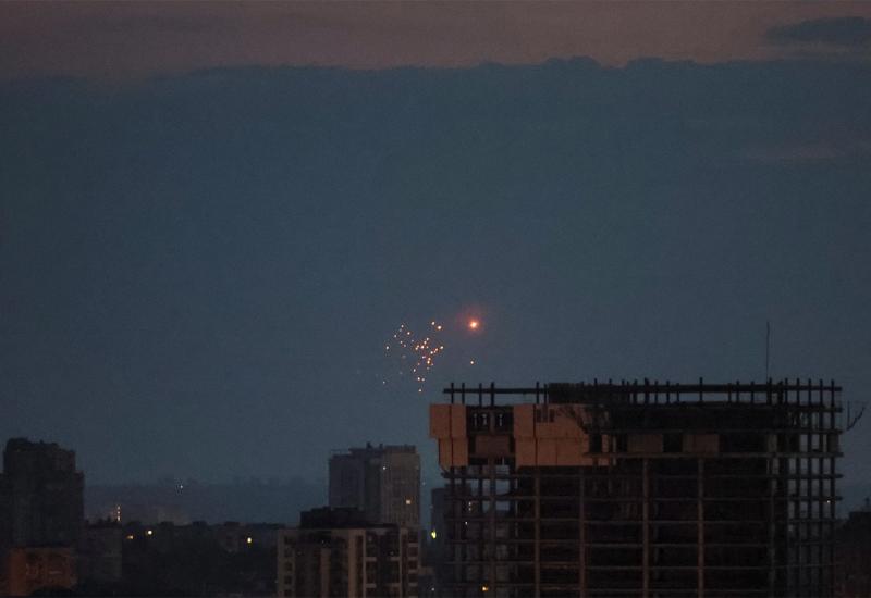 Rusija tijekom noći pokrenula veliki zračni napad na Ukrajinu