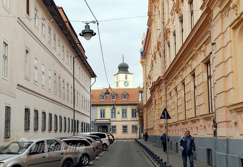 Sibiu, grad čije kuće spavaju otvorenih očiju (Transilvanijom uzduž & poprijeko 11.)