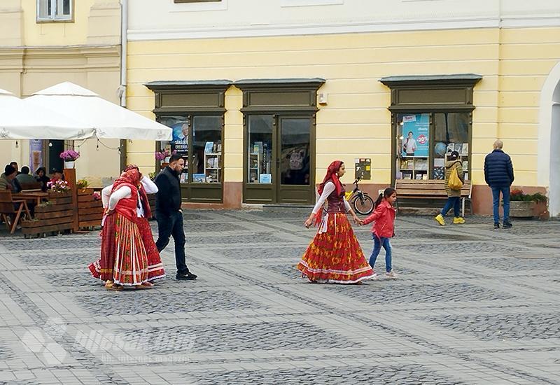 Sibiu, grad čije kuće spavaju otvorenih očiju (Transilvanijom uzduž & poprijeko 11.)