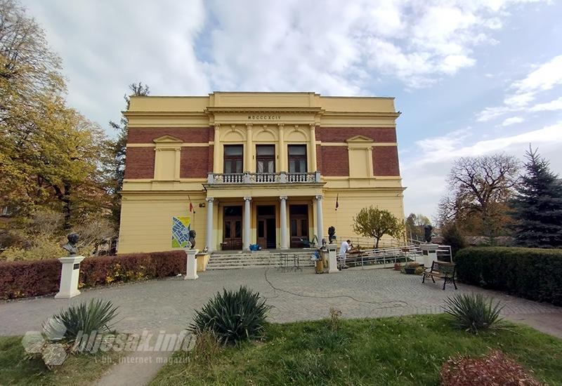 Sibiu, grad čije kuće spavaju otvorenih očiju (Transilvanijom uzduž & poprijeko 11.)