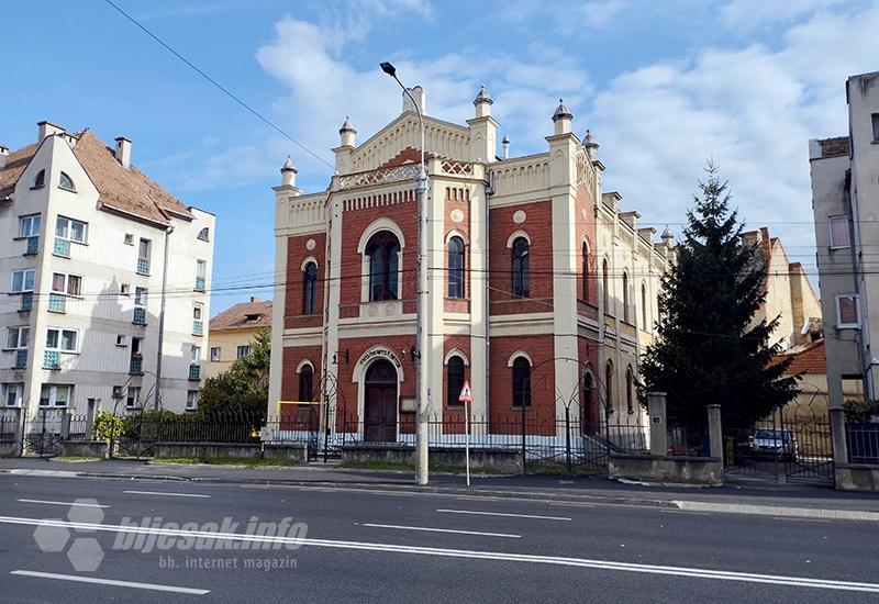 Sibiu, grad čije kuće spavaju otvorenih očiju (Transilvanijom uzduž & poprijeko 11.)